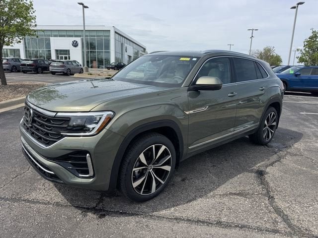 2026 Volkswagen Atlas Cross Sport 2.0T SEL Premium R-Line
