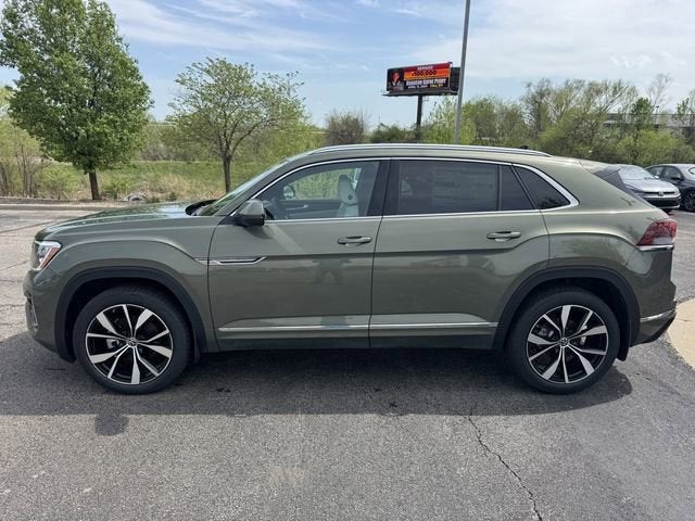 2026 Volkswagen Atlas Cross Sport 2.0T SEL Premium R-Line