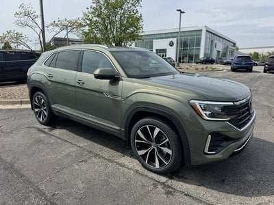 2026 Volkswagen Atlas Cross Sport 2.0T SEL Premium R-Line