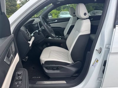 2026 Volkswagen Atlas Cross Sport 2.0T SEL Premium R-Line