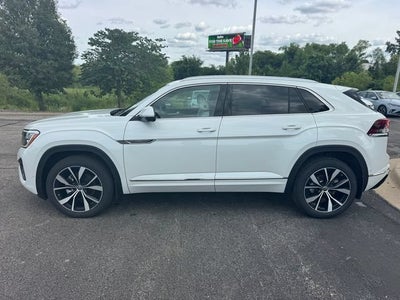 2026 Volkswagen Atlas Cross Sport 2.0T SEL Premium R-Line