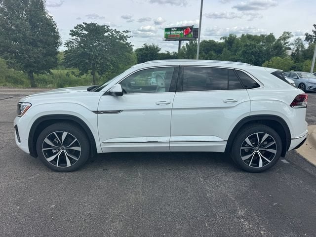 2026 Volkswagen Atlas Cross Sport 2.0T SEL Premium R-Line