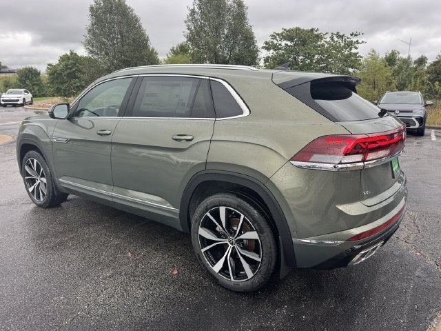 2026 Volkswagen Atlas Cross Sport 2.0T SEL Premium R-Line