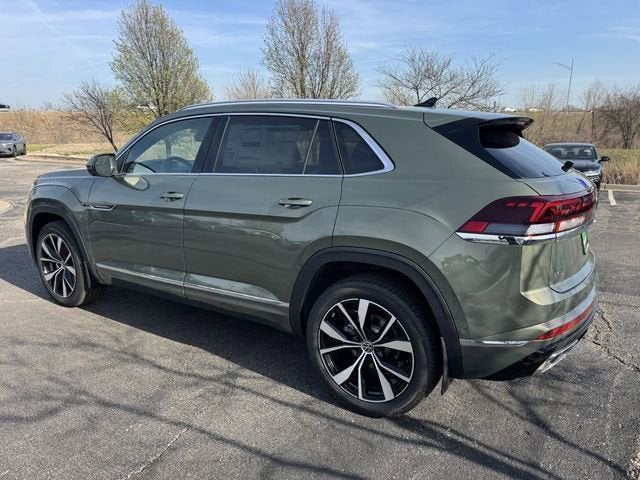 2026 Volkswagen Atlas Cross Sport 2.0T SEL Premium R-Line