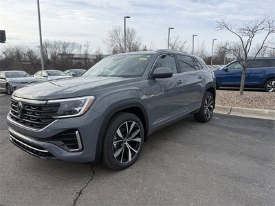 2026 Volkswagen Atlas Cross Sport 2.0T SEL Premium R-Line