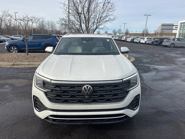 2025 Volkswagen Atlas Cross Sport 2.0T SEL Premium R-Line