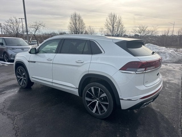 2025 Volkswagen Atlas Cross Sport 2.0T SEL Premium R-Line