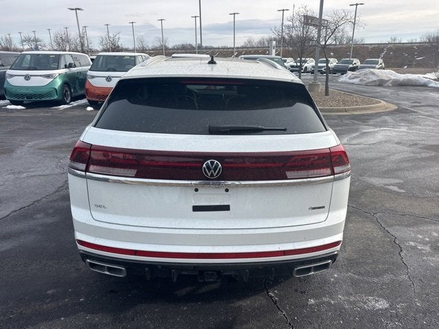 2025 Volkswagen Atlas Cross Sport 2.0T SEL Premium R-Line