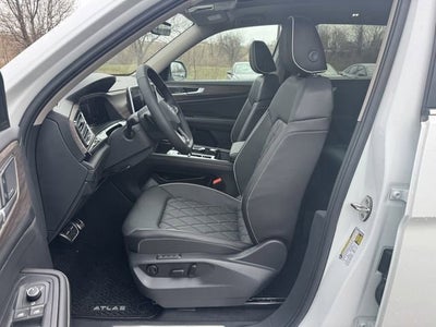 2026 Volkswagen Atlas 2.0T SEL Premium R-Line