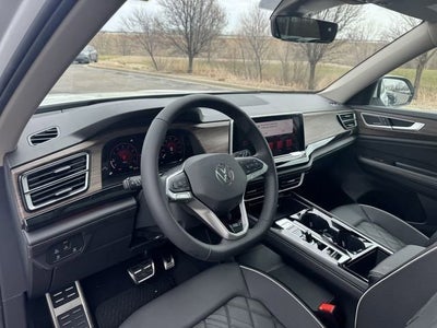 2026 Volkswagen Atlas 2.0T SEL Premium R-Line