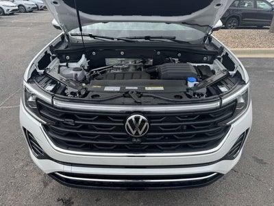 2026 Volkswagen Atlas 2.0T SEL Premium R-Line