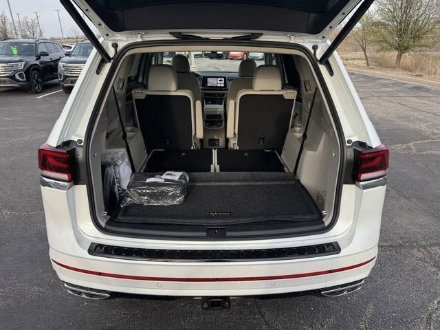 2026 Volkswagen Atlas 2.0T SEL Premium R-Line