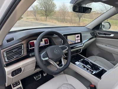 2026 Volkswagen Atlas 2.0T SEL Premium R-Line