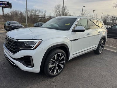 2026 Volkswagen Atlas 2.0T SEL Premium R-Line