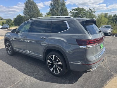 2026 Volkswagen Atlas 2.0T SEL Premium R-Line