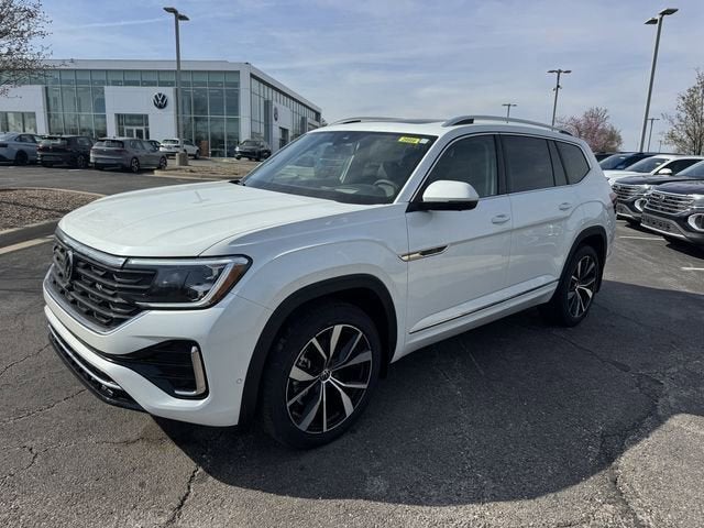 2026 Volkswagen Atlas 2.0T SEL Premium R-Line