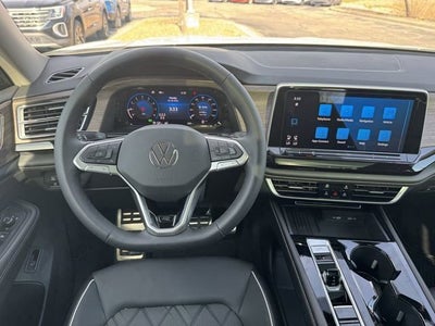 2026 Volkswagen Atlas 2.0T SEL Premium R-Line