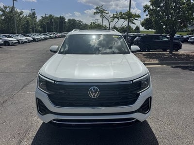 2026 Volkswagen Atlas 2.0T SEL Premium R-Line