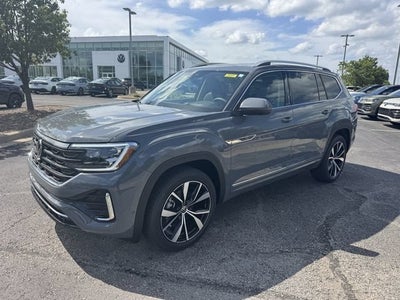 2026 Volkswagen Atlas 2.0T SEL Premium R-Line