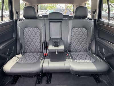 2026 Volkswagen Atlas 2.0T SEL Premium R-Line