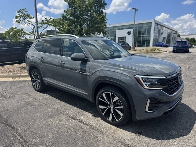 2026 Volkswagen Atlas 2.0T SEL Premium R-Line