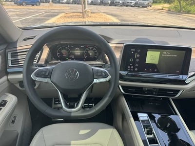2026 Volkswagen Atlas 2.0T SEL Premium R-Line