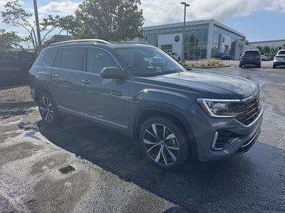 2026 Volkswagen Atlas 2.0T SEL Premium R-Line