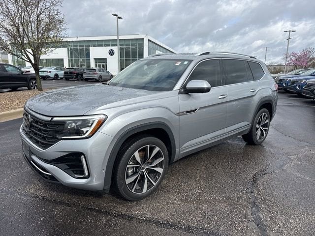 2024 Volkswagen Atlas 2.0T SEL Premium R-Line