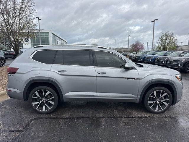 2024 Volkswagen Atlas 2.0T SEL Premium R-Line