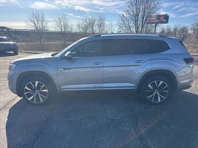 2025 Volkswagen Atlas 2.0T SEL Premium R-Line