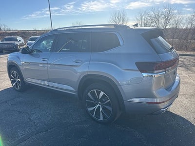 2025 Volkswagen Atlas 2.0T SEL Premium R-Line