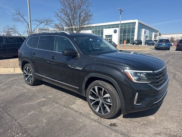 2025 Volkswagen Atlas 2.0T SEL Premium R-Line