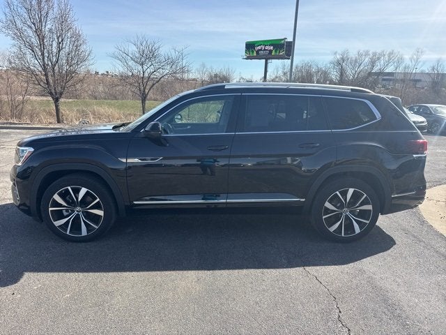 Certified 2025 Volkswagen Atlas SEL Premium R-Line with VIN 1V2FR2CA7SC567094 for sale in Kansas City