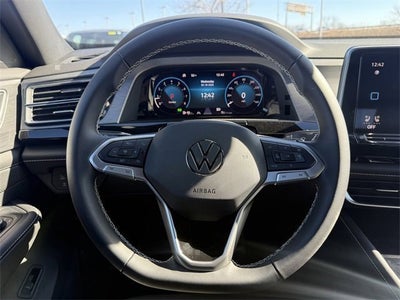 2026 Volkswagen Atlas Cross Sport 2.0T SE w/Technology