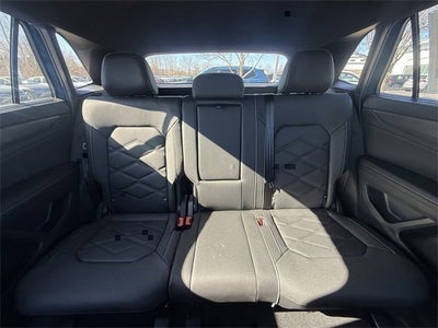 2026 Volkswagen Atlas Cross Sport 2.0T SE w/Technology