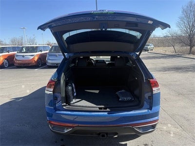 2026 Volkswagen Atlas Cross Sport 2.0T SE w/Technology