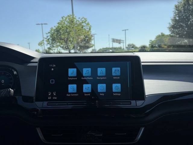 2026 Volkswagen Atlas Cross Sport 2.0T SE w/Technology