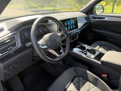 2026 Volkswagen Atlas Cross Sport 2.0T SE w/Technology
