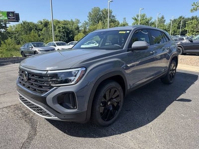 2026 Volkswagen Atlas Cross Sport 2.0T SE w/Technology