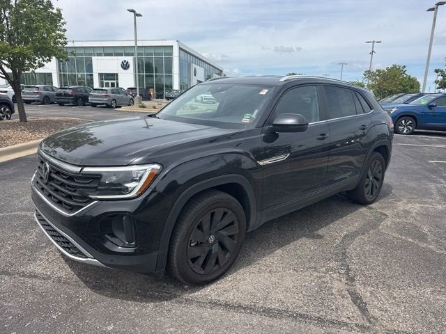 2025 Volkswagen Atlas Cross Sport 2.0T SE w/Technology