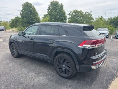 2025 Volkswagen Atlas Cross Sport 2.0T SE w/Technology