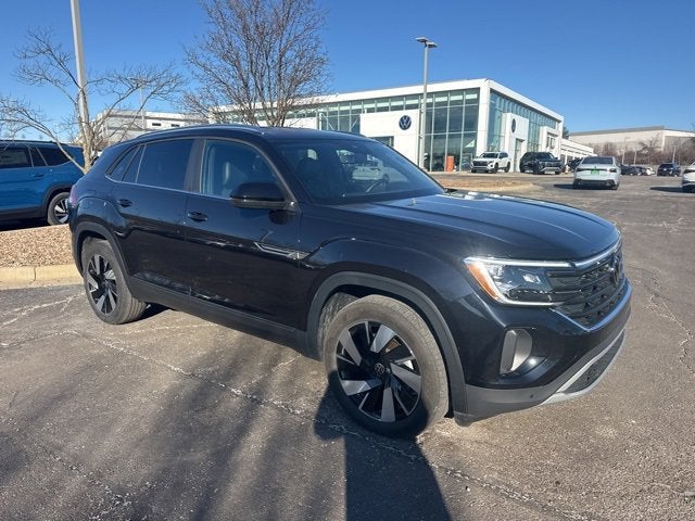 2024 Volkswagen Atlas Cross Sport 2.0T SE w/Technology