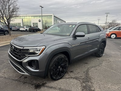2025 Volkswagen Atlas Cross Sport 2.0T SE w/Technology