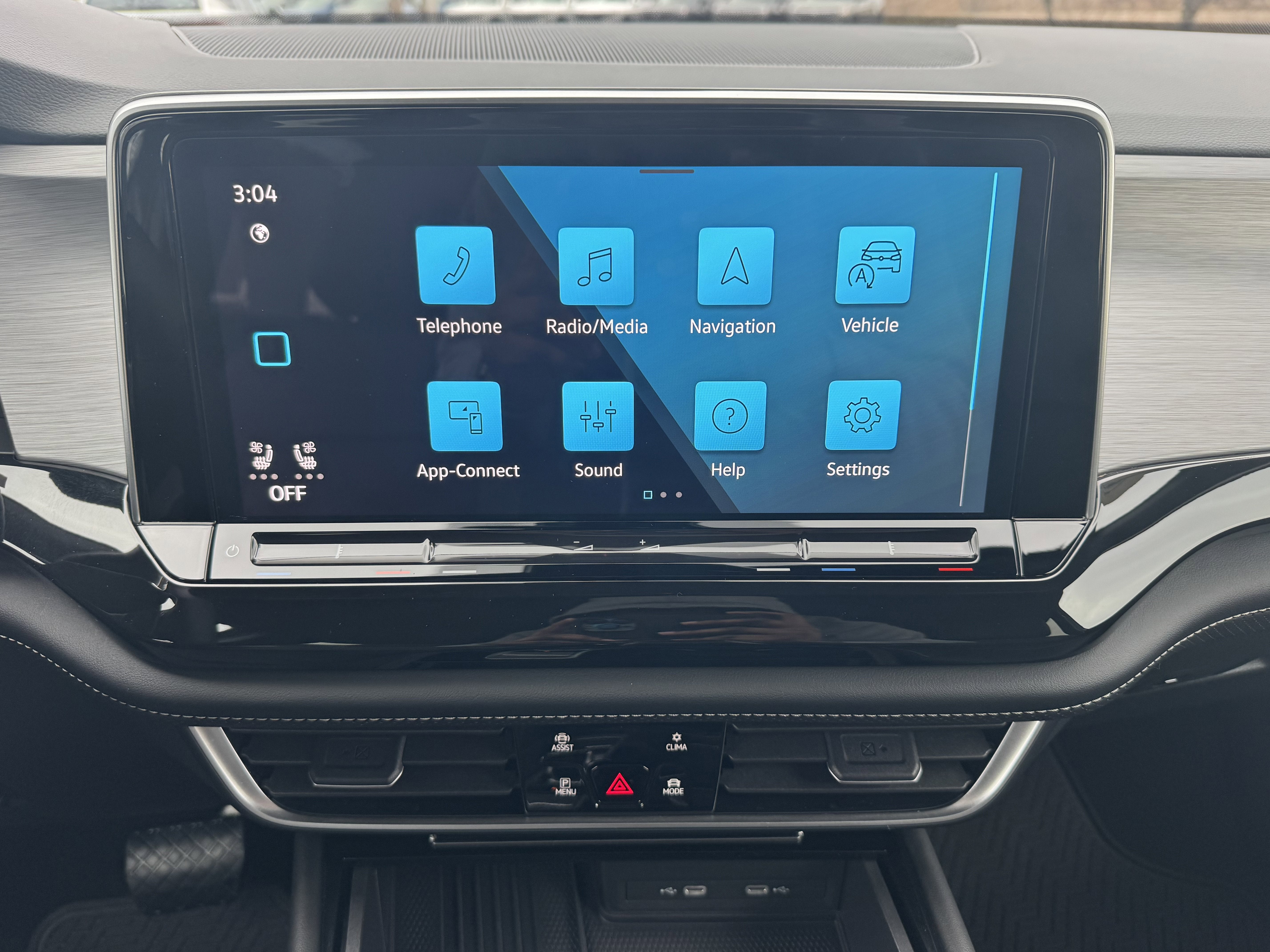 2025 Volkswagen Atlas Cross Sport 2.0T SE w/Technology