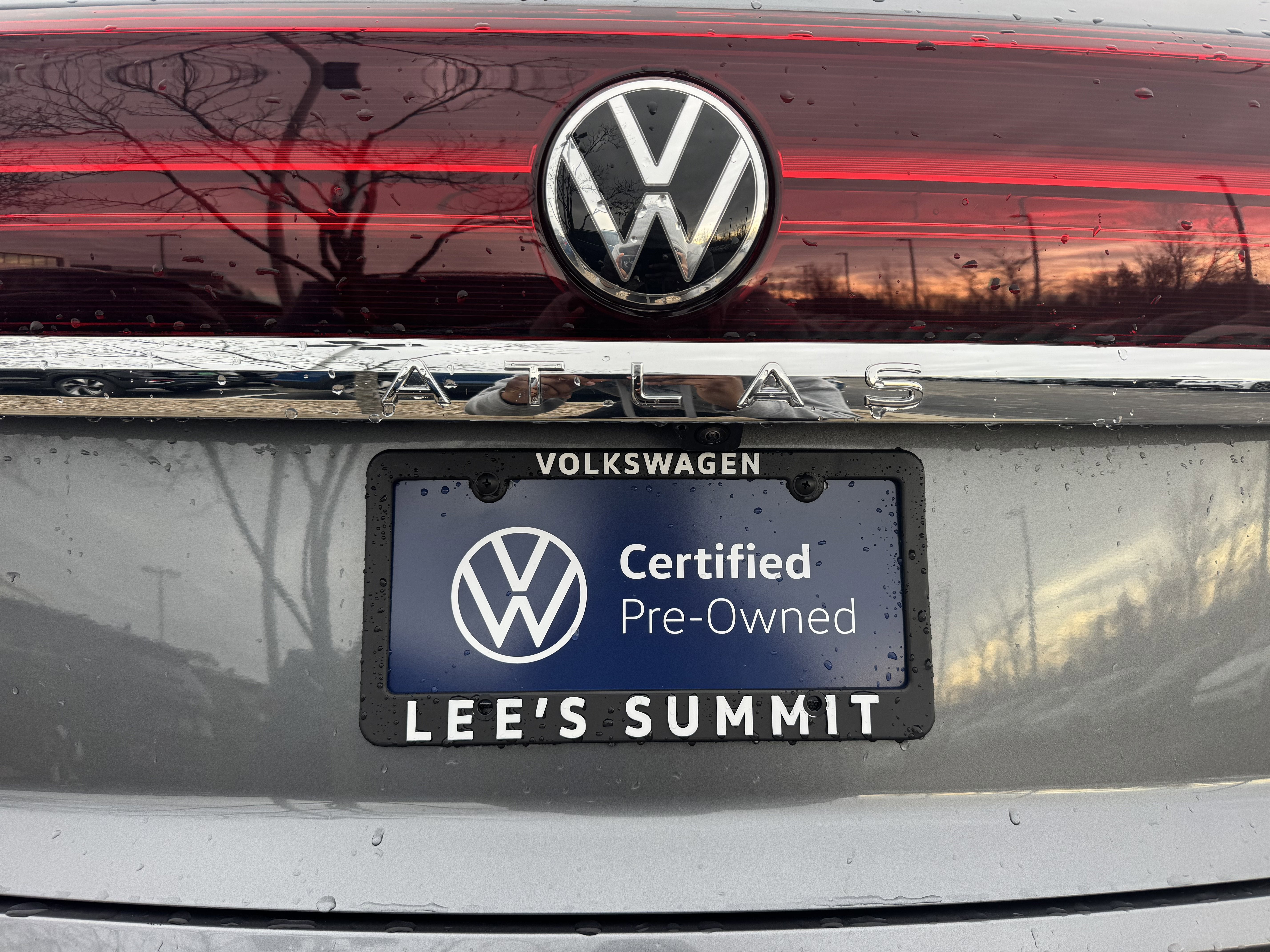 2025 Volkswagen Atlas Cross Sport 2.0T SE w/Technology