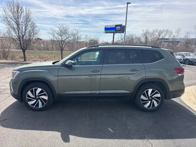 Used 2026 Volkswagen Atlas SE w/Tech with VIN 1V2HN2CAXTC501273 for sale in Kansas City