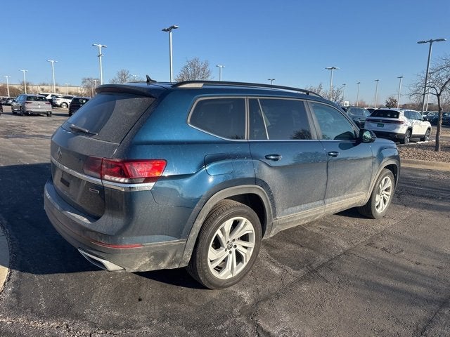 2022 Volkswagen Atlas 3.6L V6 SE w/Technology