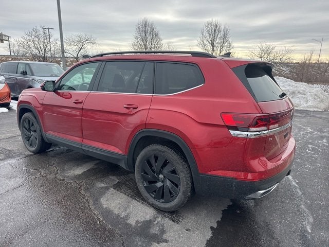 2025 Volkswagen Atlas 2.0T SE w/Technology