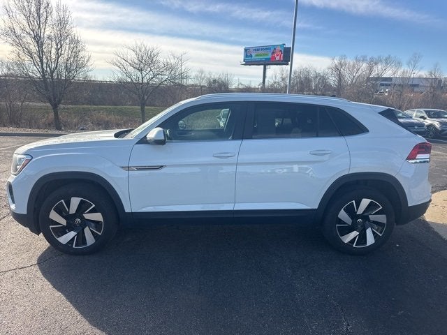 Certified 2025 Volkswagen Atlas Cross Sport SE w/Tech with VIN 1V2JE2CA1SC222925 for sale in Kansas City