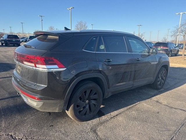 2025 Volkswagen Atlas Cross Sport 2.0T SE w/Technology